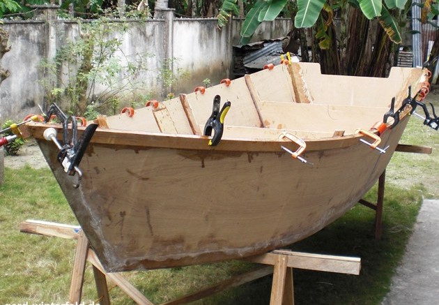 Das selbstgebaute Tauchboot nimmt langsam Form an